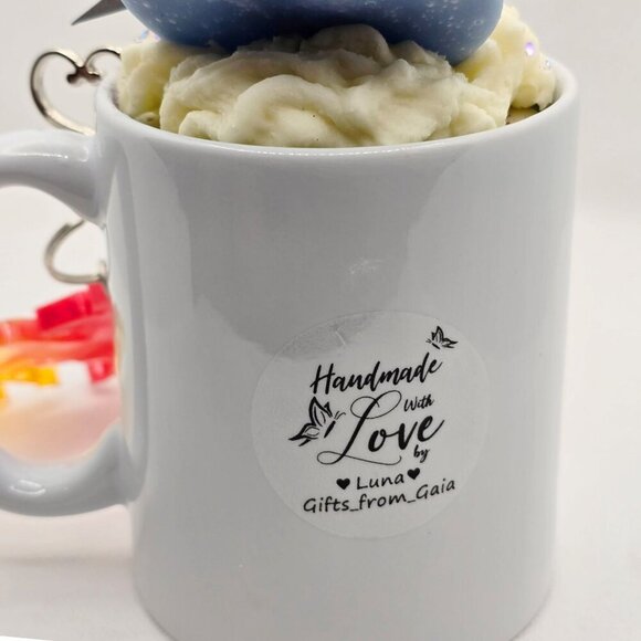 Sagittarius Zodiac Candle Gift Set – 11oz Layered Mug Candle + Resin Keychain - Picture 7 of 13